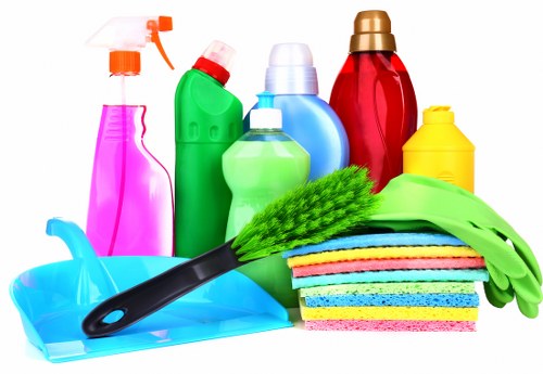 Regular cleaning service in an E1 home with tidy living spaces