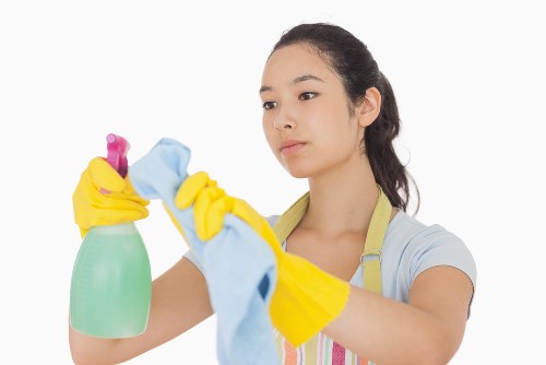Professional move in cleaning for a modern apartment building in E1