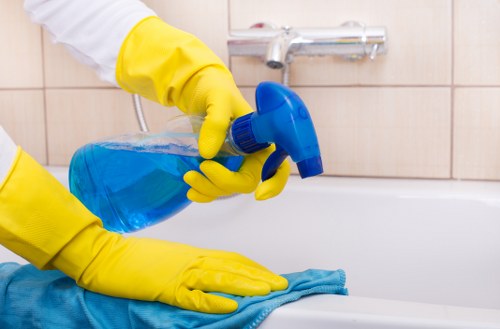 Professional communal area cleaning for a mixed-use building in E1