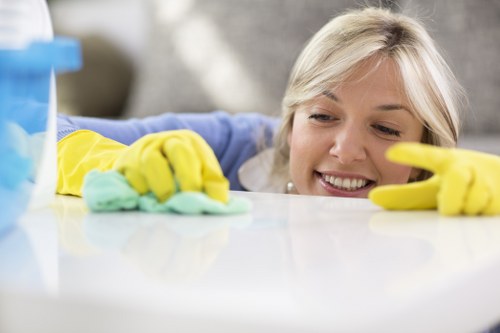 Curtain cleaning for offices and commercial spaces in E1